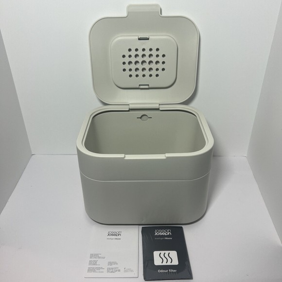 Joseph Joseph Stack 4-Liter Food Waste Caddy (30015) - Picture 8 of 10